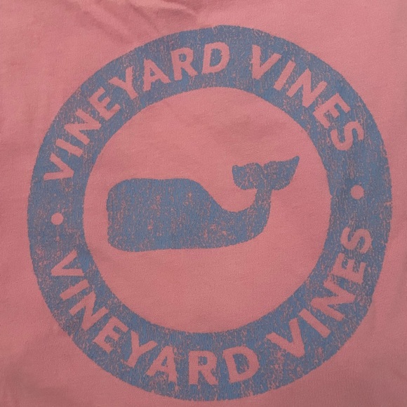 Girls, vineyard vines T-shirt, pink size medium - Picture 4 of 5